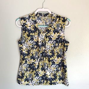 Jones Studio White and yellow top